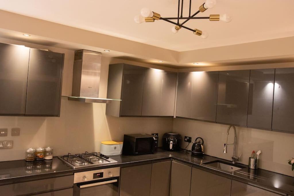 Oikoshomes Three Bedroom Flat In London Exteriör bild